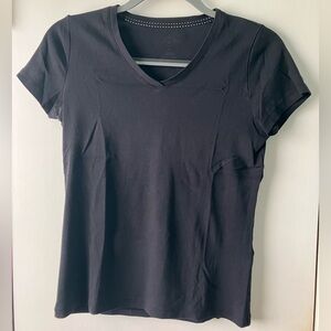 St. John’s Bay V-neck Short-Sleeve T-shirt Black 100% Cotton Womens Small